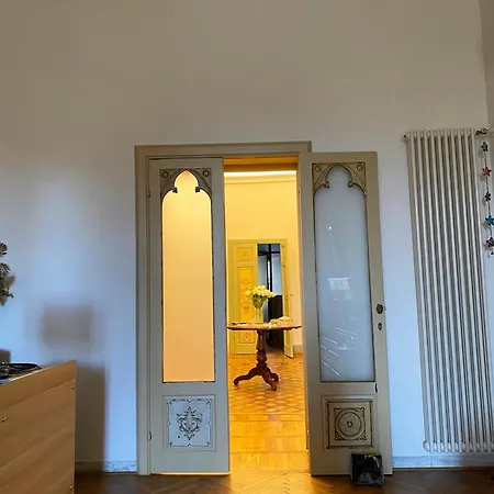 L'antica Casa Sui Lungarni Di بيزا