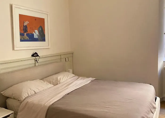 Penzion L'antica Casa Sui Lungarni Di 4*
