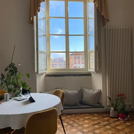 Гостевой дом L'antica Casa Sui Lungarni Di *
